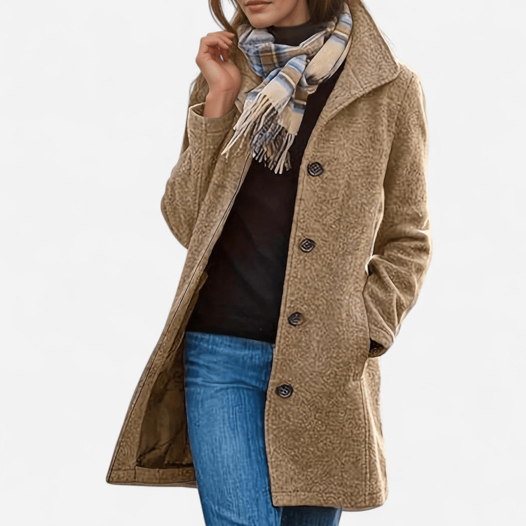 Manteau en laine coupe ajustée