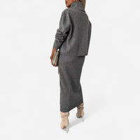 Robe longue et chandail court assorti