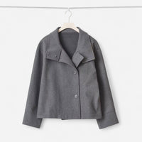 Manteau court à double boutonnage