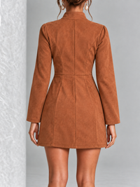 Robe effet suède zippée à col montant