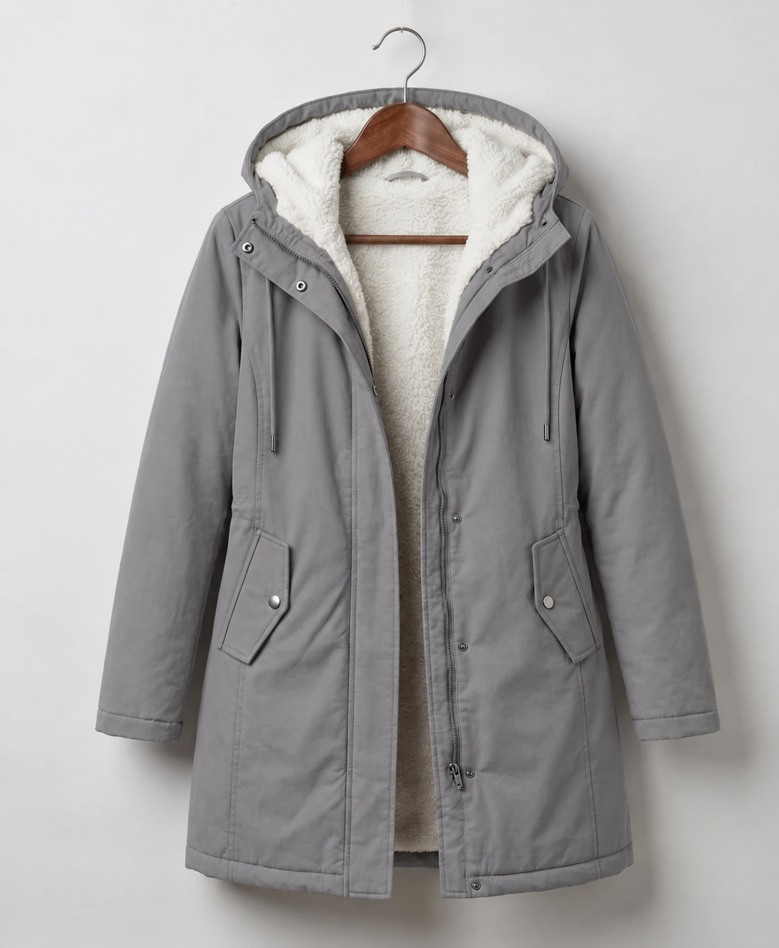 Parka déperlante à capuchon doublée en sherpa