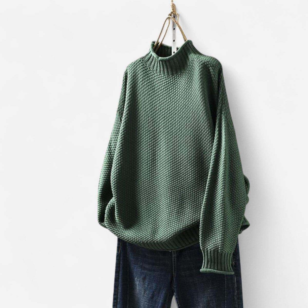 Chandail col roulé oversize en gros tricot