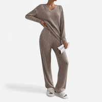 Ensemble tricot : chandail col en V et pantalon