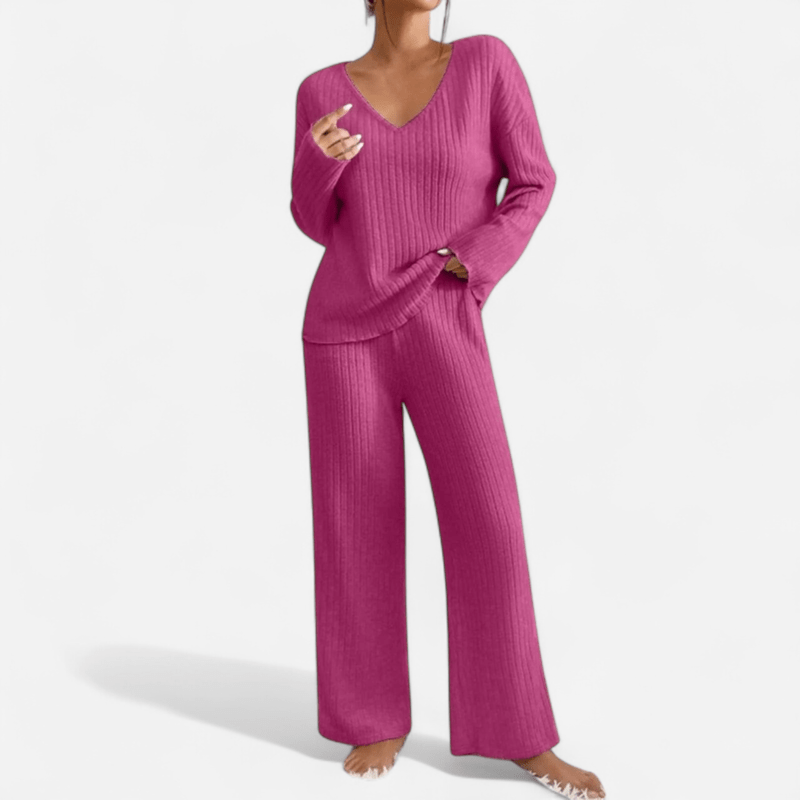 Ensemble tricot : chandail col en V et pantalon