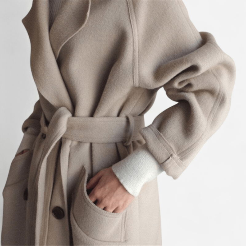 Manteau long croisé en laine