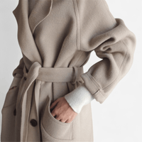 Manteau long croisé en laine