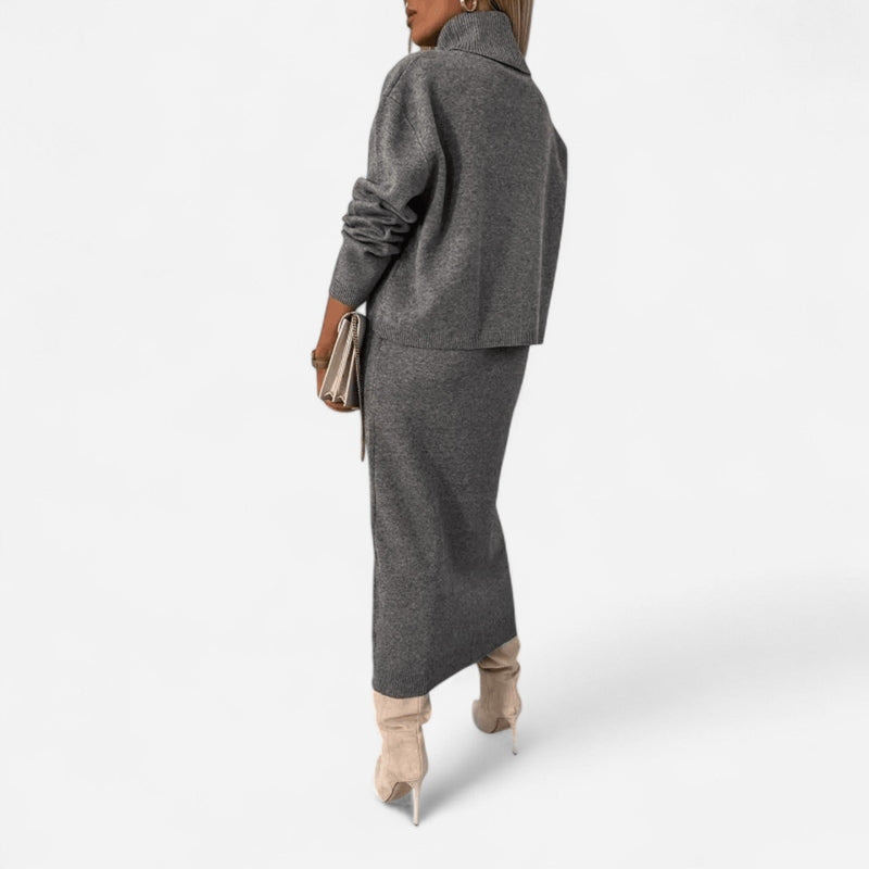 Ensemble tricot : chandail et jupe longue