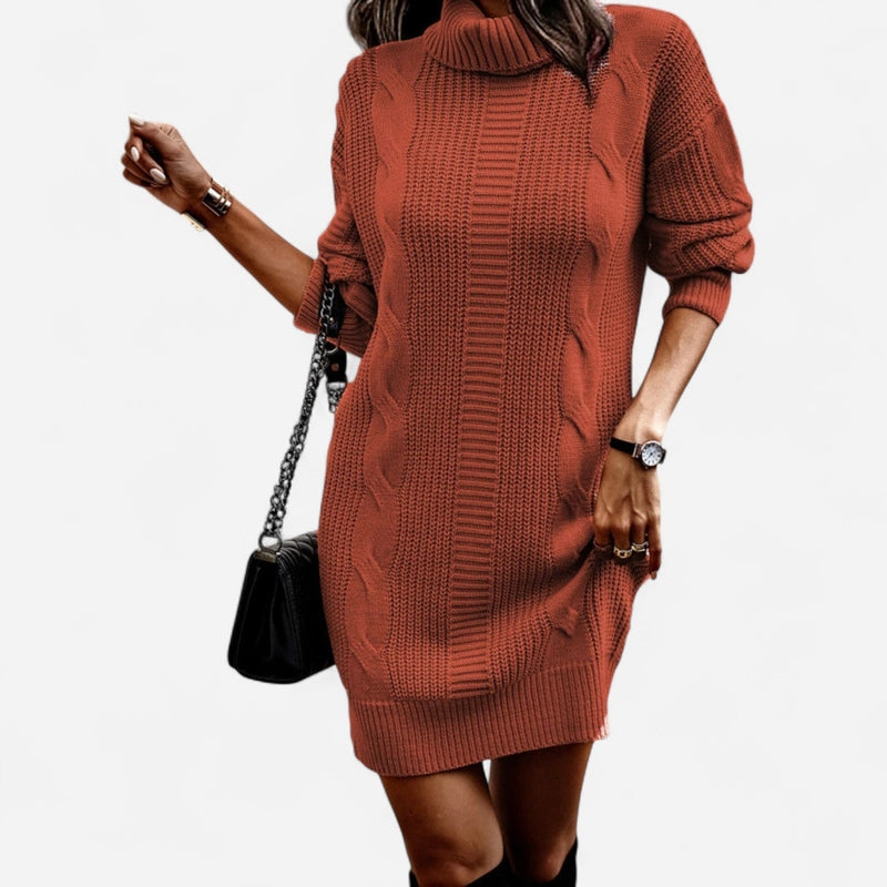 Robe en tricot à col montant