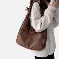 Sac hobo en cuir à anse longue