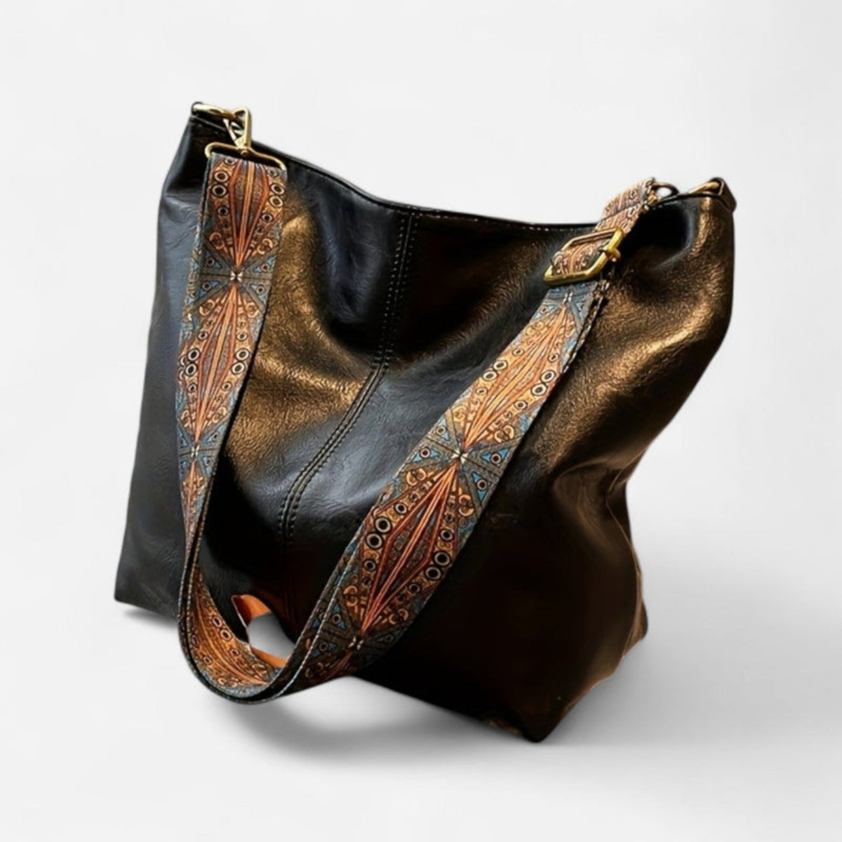Sac seau en cuir à sangle brodée