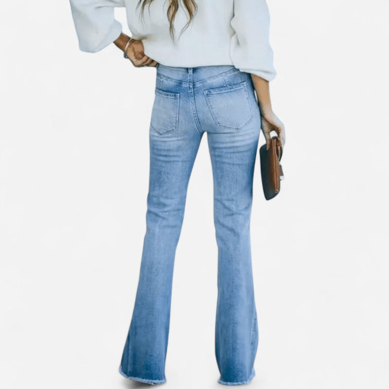 Jeans droit à boutons décoratifs