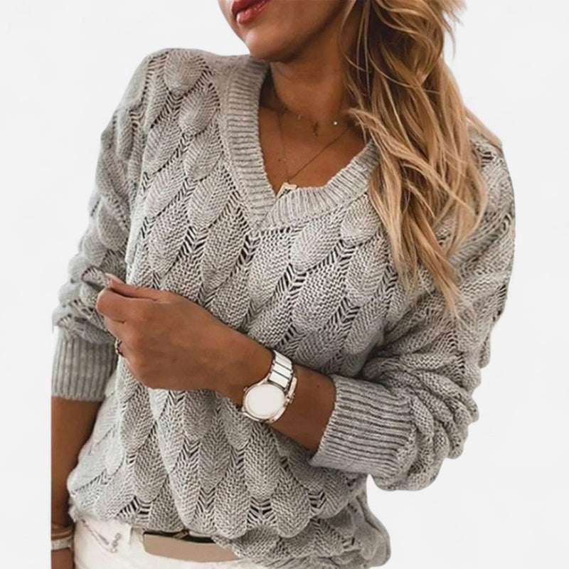 Chandail en tricot ajouré col en V