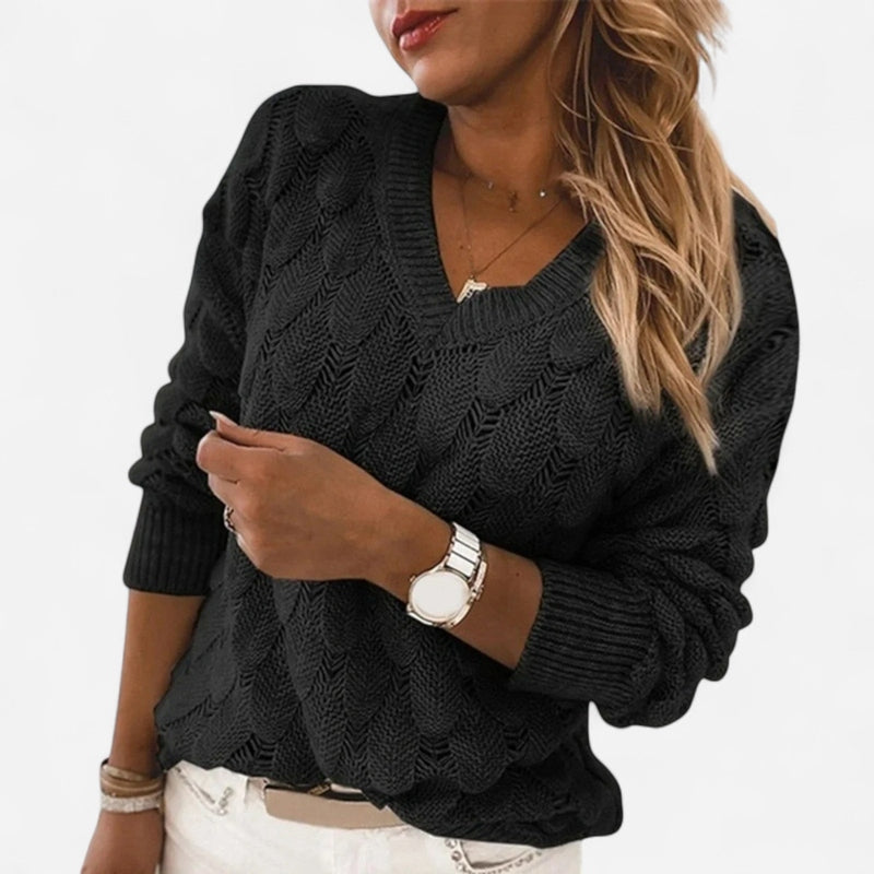 Chandail en tricot ajouré col en V