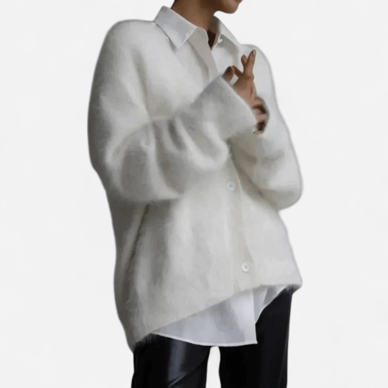 Chandail col en V en tricot duveteux