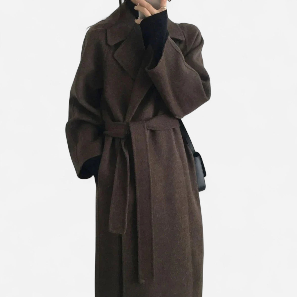Manteau long en laine ceinturé