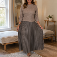 Robe longue plissée à haut en tricot